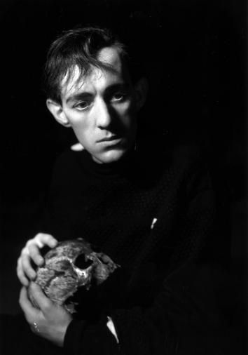 Sir Alec Guinness in the role of Hamlet in 1938.