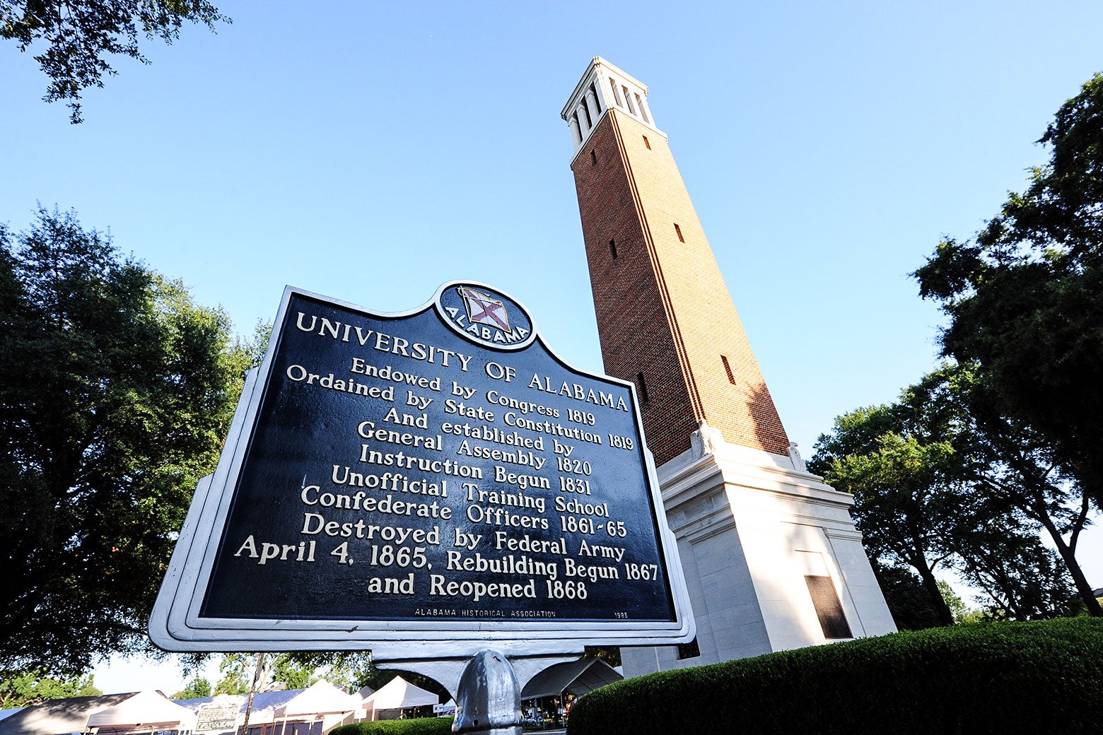 Out-of-state students at public universities: the enrollment trend that's fueling the student debt crisis. - Vimarsana News