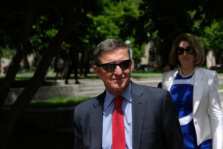 Donald Trump Pardons Michael Flynn Via Tweet Donald Trump Pardons Michael Flynn Via Tweet
