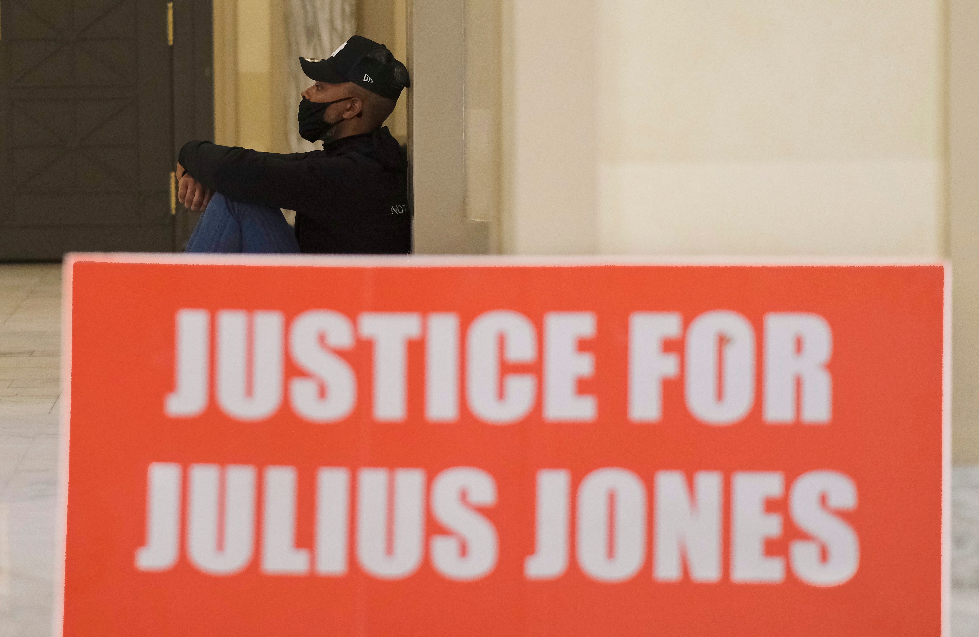 With Julius Jones&rsquo;s Commutation Cruelty Is the Point