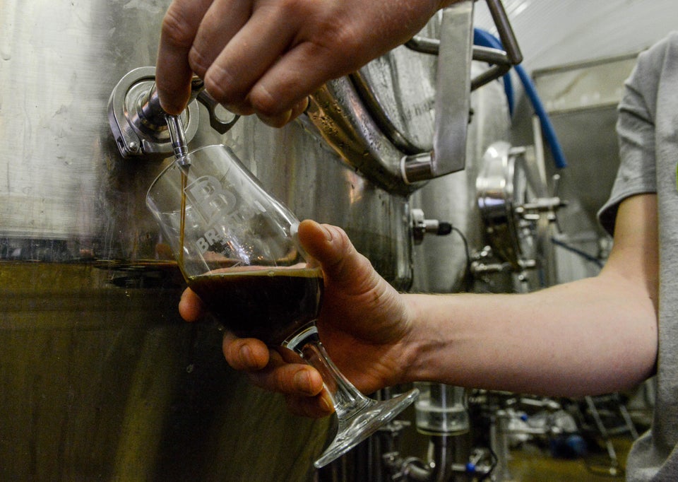 What makes a beer taste dry?