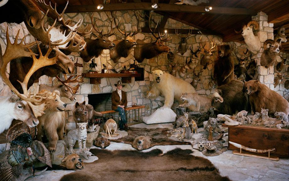 untitled huntress, trophy room # II, dallas, texasrecipient of t