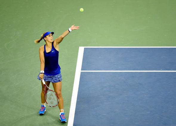 Hoved pinion På daglig basis Sabine Lisicki, record serve: Science explains why female tennis players  can serve as fast as men.
