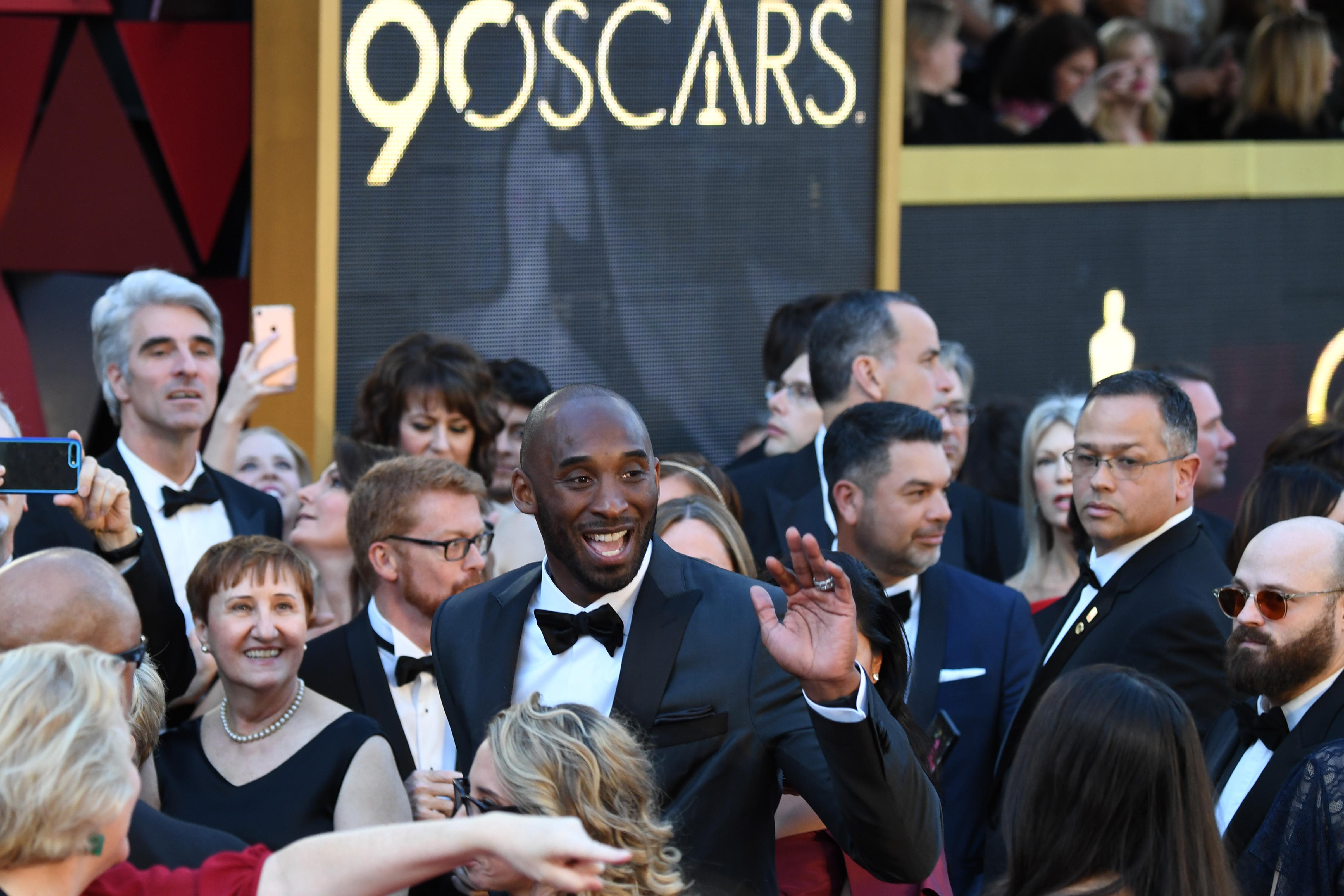 US basketball player Kobe Bryant arrives for the 90th Annual Academy Awards on March 4, 2018, in Hollywood, California.  / AFP PHOTO / Robyn Beck        (Photo credit should read ROBYN BECK/AFP/Getty Images)