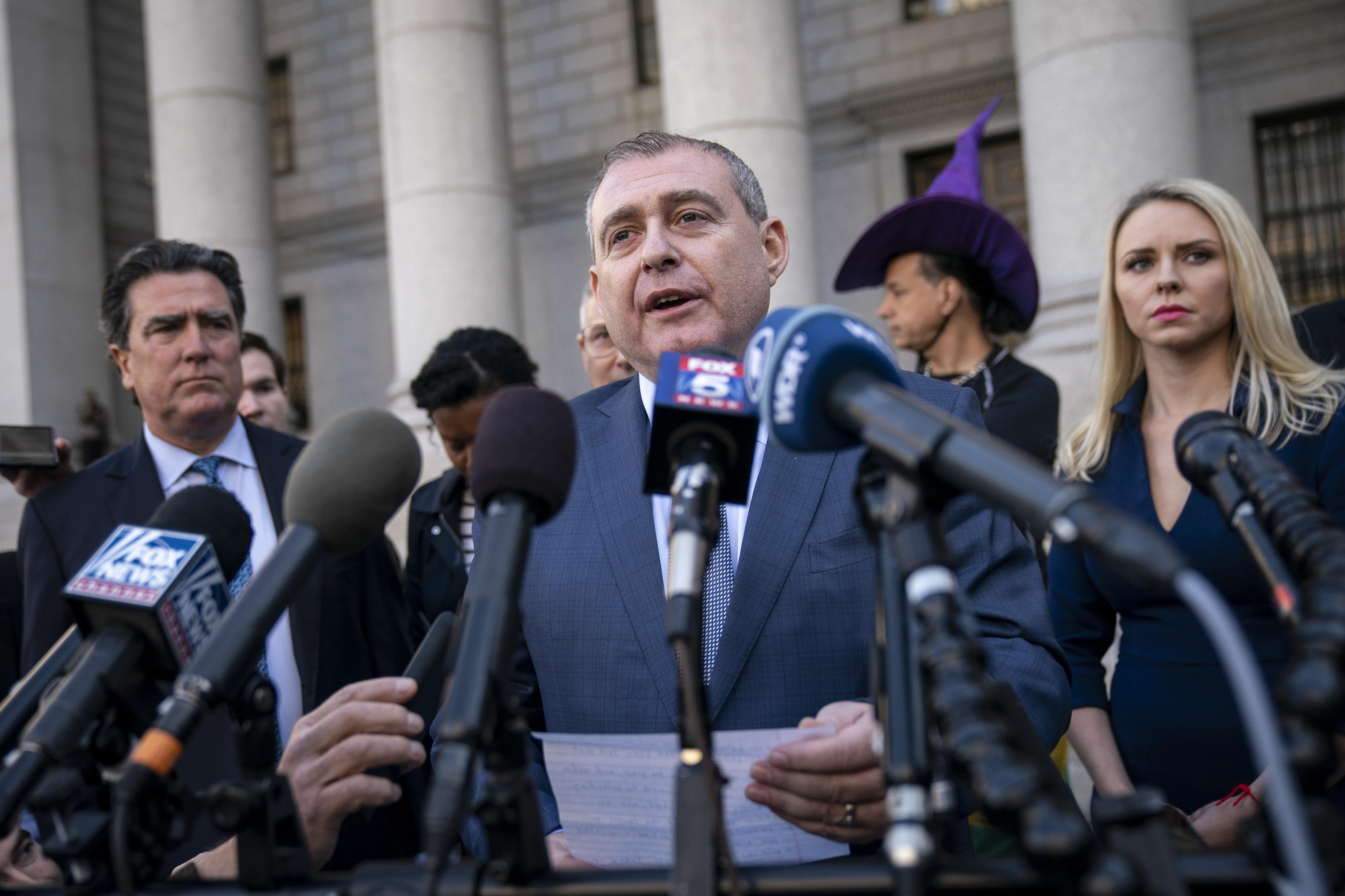 Lev Parnas reads a brief statement to the press as he exits federal court following an arraignment hearing on October 23, 2019 in New York City. 