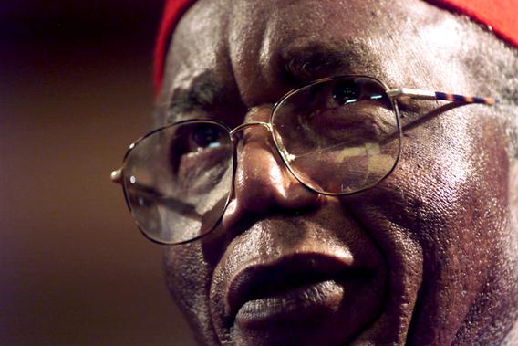 Chinua Achebe addresses the Steve Biko memorial ceremony in Cape Town on the 25th anniversary of the activist's death in police custody, September 12, 2002.