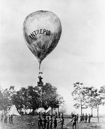 Thaddeus Lowe observing from his balloon Intrepid at the Battle of Fair Oaks, 1862. 
