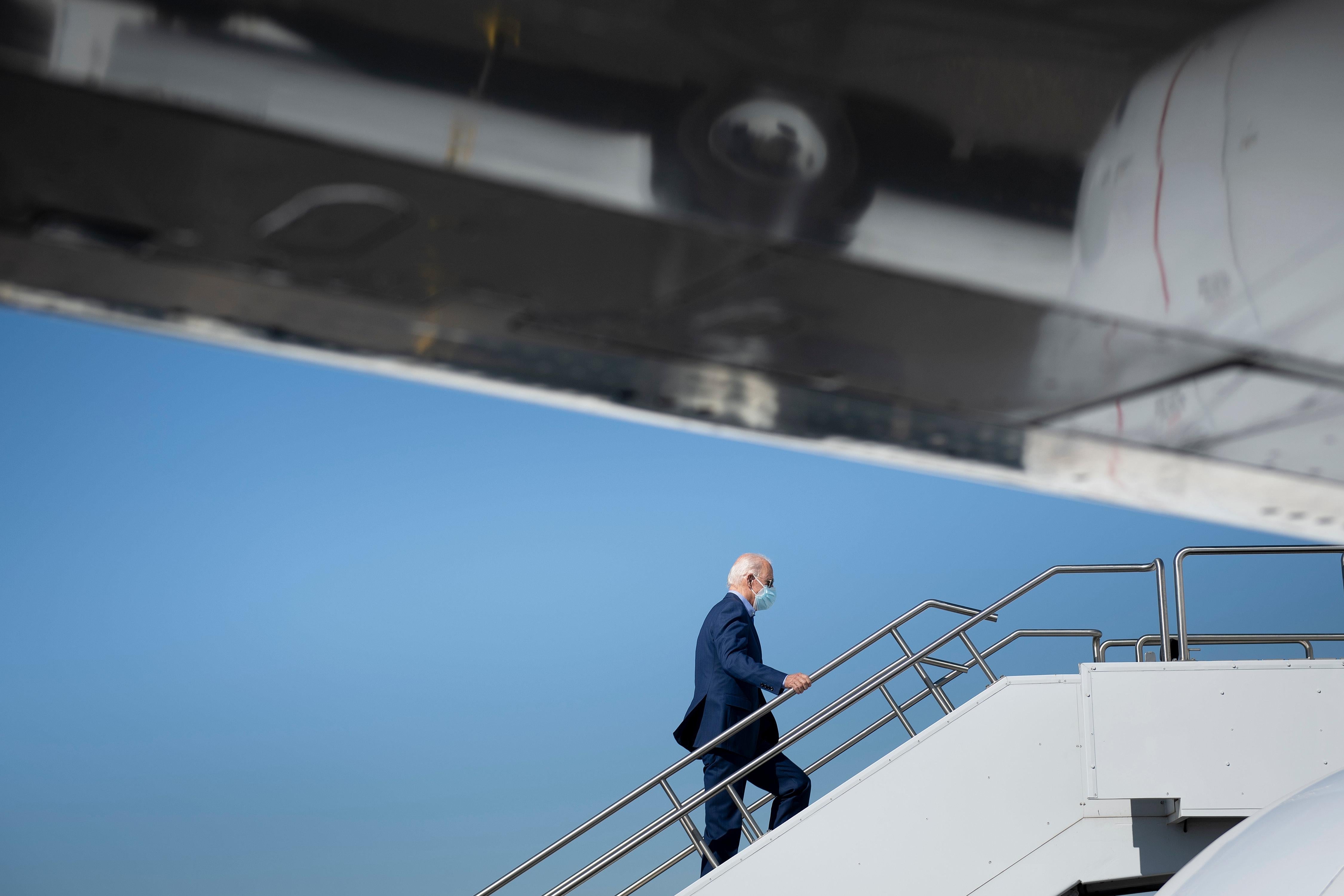 Joe Biden boards his plane to Nevada, October 9, 2020. 