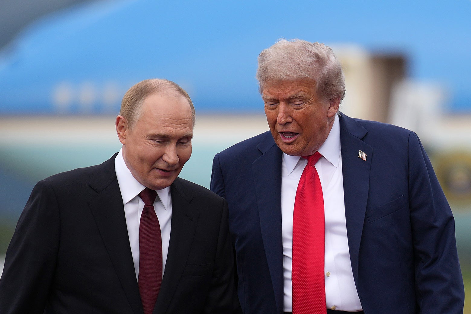 The Midterms Are in 13 Days, So of Course Trump Is Picking a Fight With His Own Party