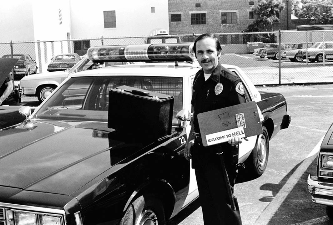 June 27, 1985: Officer Bill Walton ("Welcome to Hell").