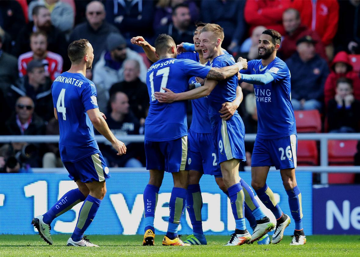 Jamie Vardy Leicester City celebrates scoring the opening goal during the Barclays Premier League match between Sunderland AFC and Leicester City FC at The Stadium of Light on April 10, 2016 in Sunderland, England. 