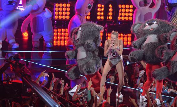 Miley Cyrus was trying to scandalize us with her VMA performance. Don't let  her win.