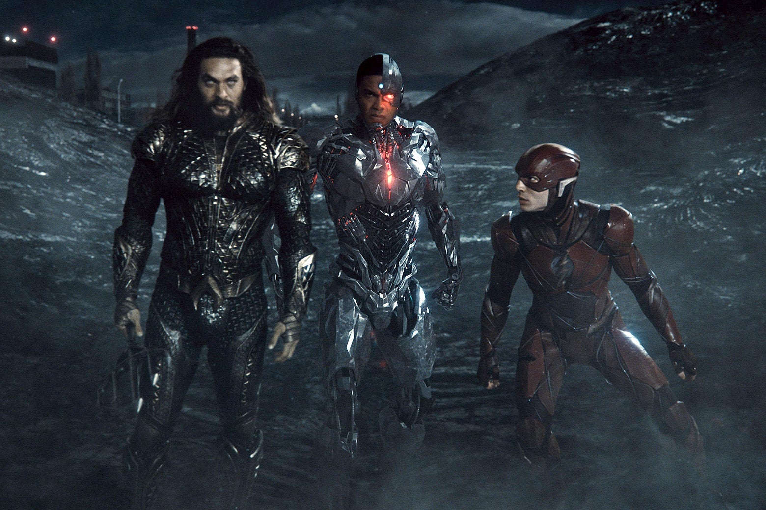 Watch: Zack Snyder releases clip of 'Justice League' showing