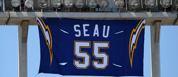 Autopsy shows Junior Seau suffered from brain disease caused by head trauma