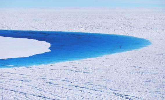 Water under Greenland: Video shows huge well beneath the ice, solving a