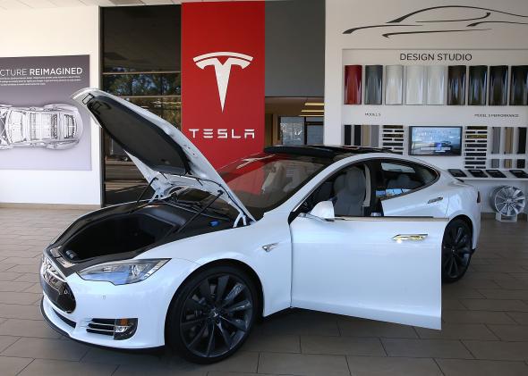 Tesla Model S "D"