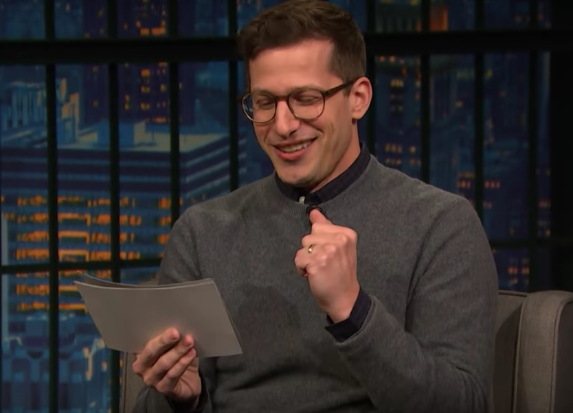 Golden Globes 2019: Andy Samberg tells rejected jokes to Seth Meyers.