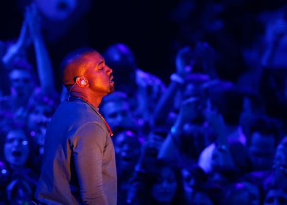 Kanye West performs "Blood on the Leaves" during the 2013 MTV Video Music Awards in New York August 25, 2013.