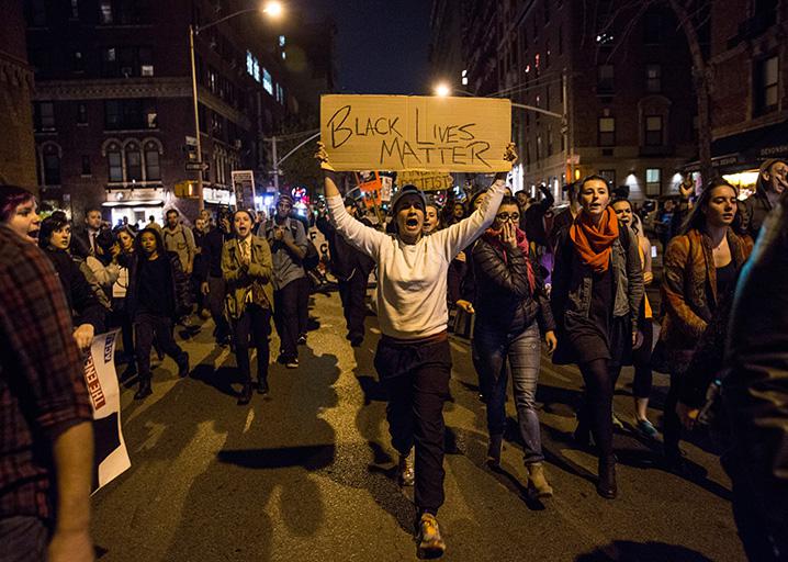 525256275AB002_ACTIVISTS_IN