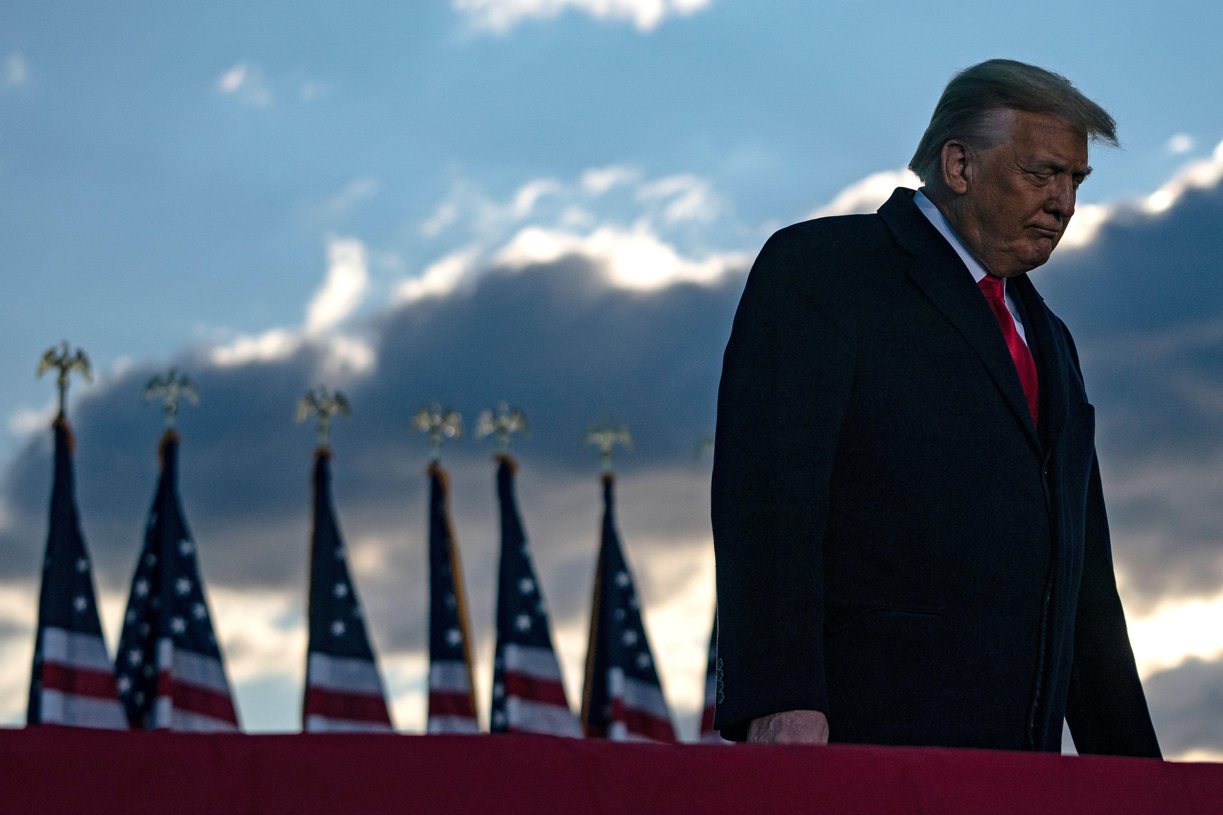 Trump State-of-Mind Impeachment Reporting Reveals He&rsquo;s No Longer &ldquo;Increasingly Isolated&rdquo;