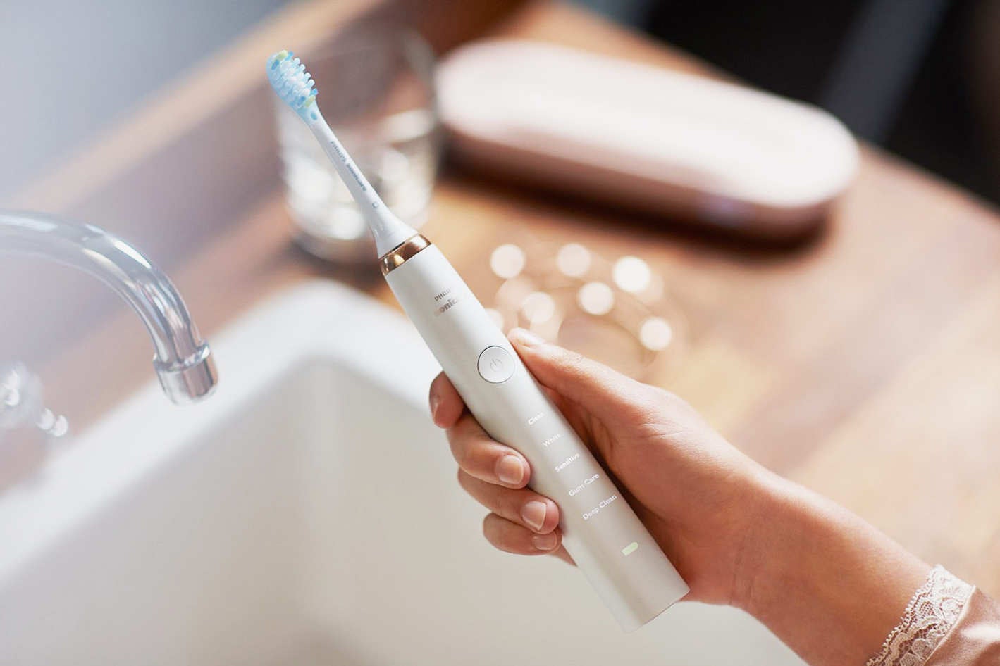 Philips Sonicare Diamond Clean Classic Rechargeable Toothbrush.