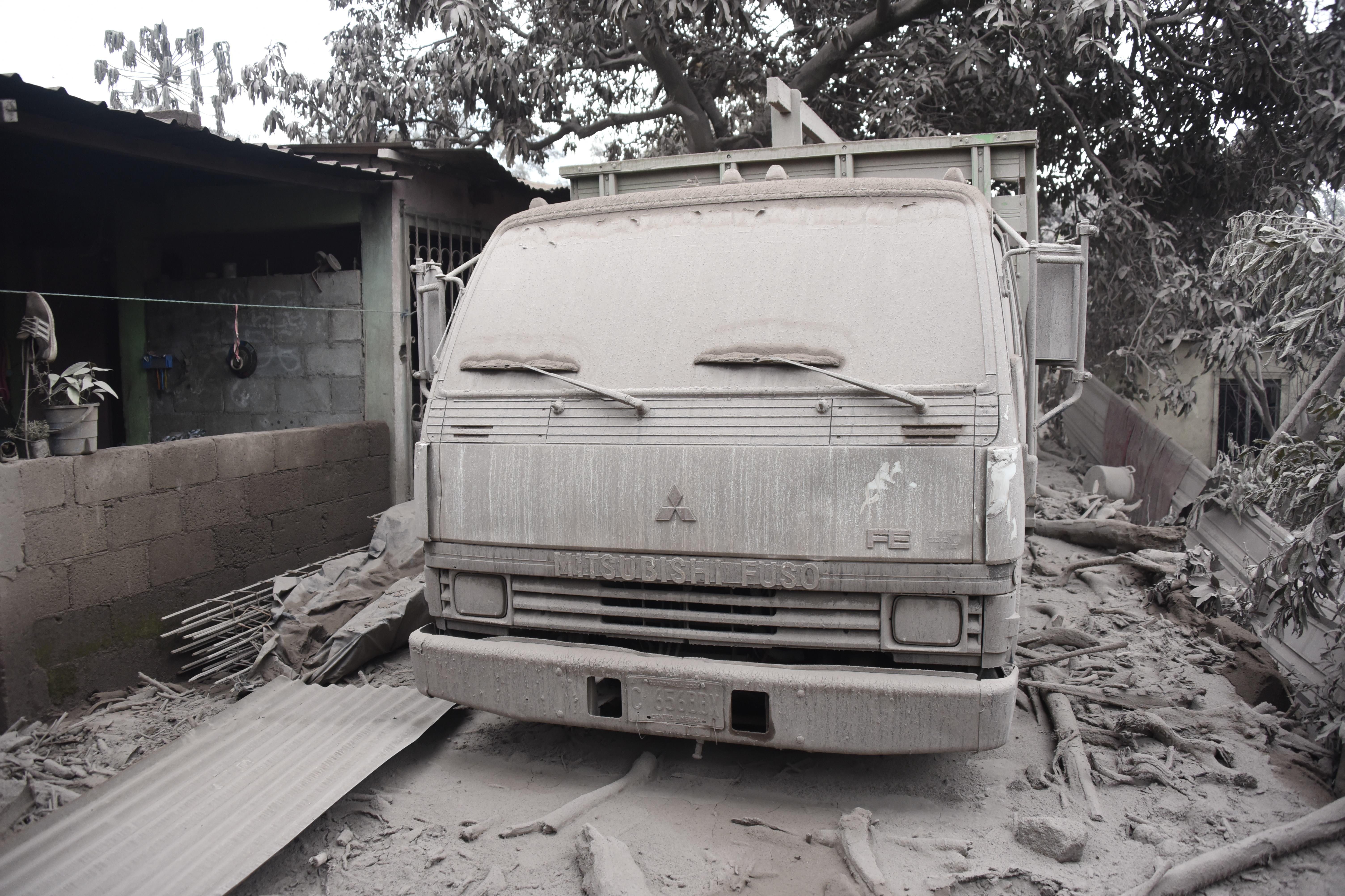 Ash in the village of San Miguel Los Lotes