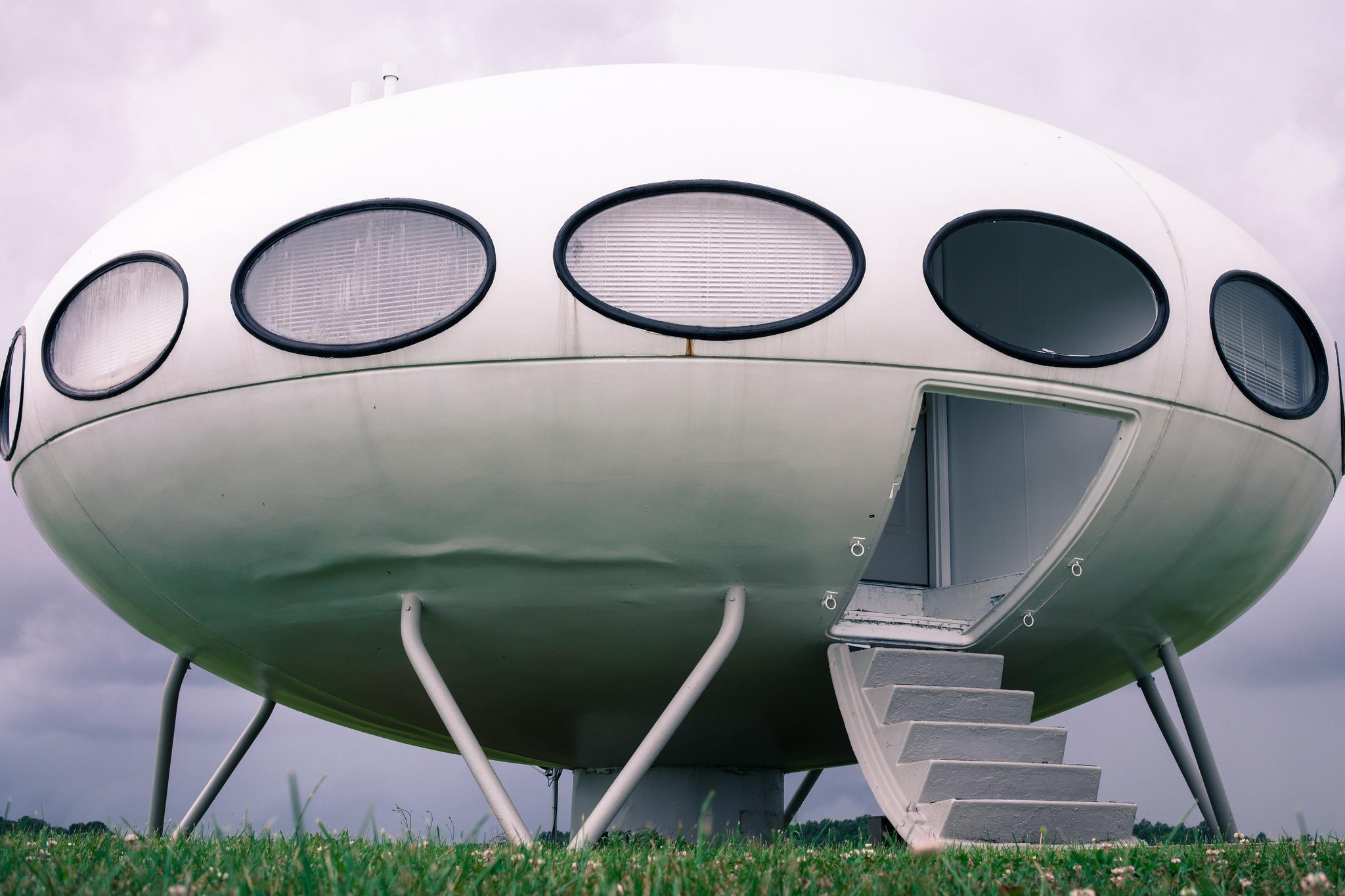Futuro Houses, UFO houses from the 60s designed by Matti Suuronen