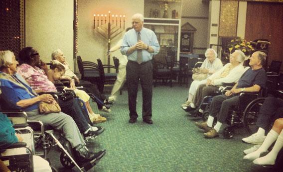 Former congressman Chris Shays campaigns at a Jewish retirement home in Fairfield, CT. 