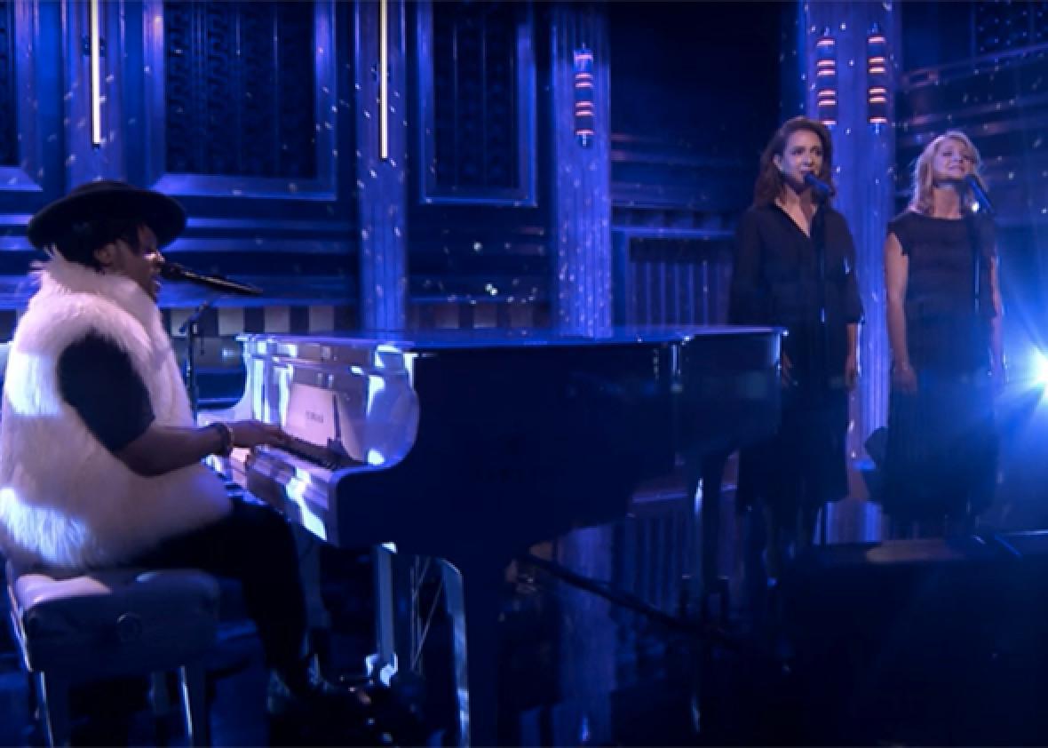 D’Angelo, Maya Rudolph, and Gretchen Lieberum mourn Prince.