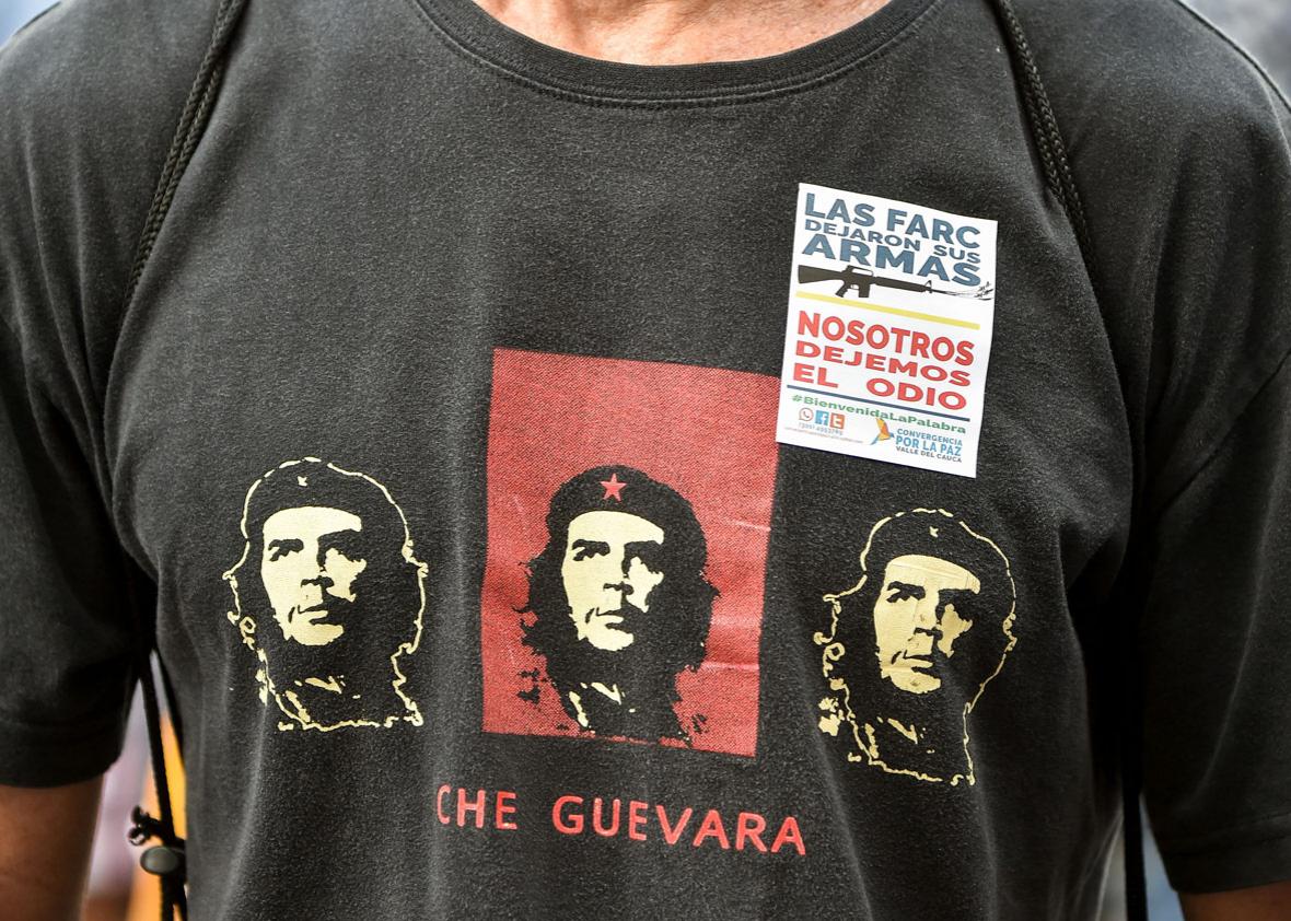 Unclear How Many Layers Of Irony Guy Wearing Che Guevara Shirt Is Going For
