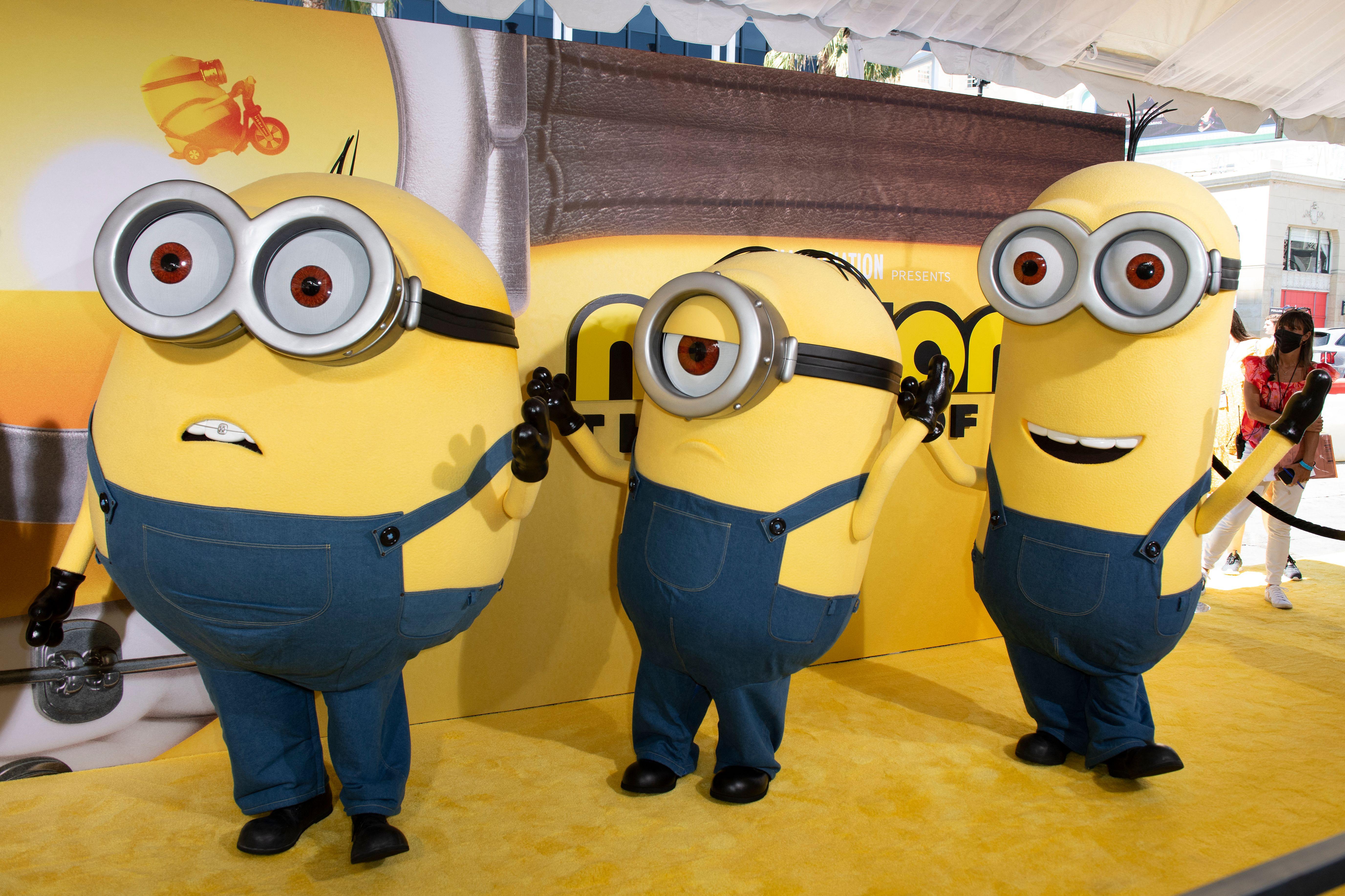 Teens are dressing in suits to see 'Minions' as meme culture and