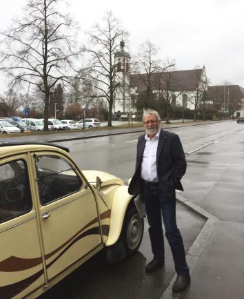 Green legislator Rüegg says Germany's VAT rebate is a main cause of northern Switzerland's border town woes.