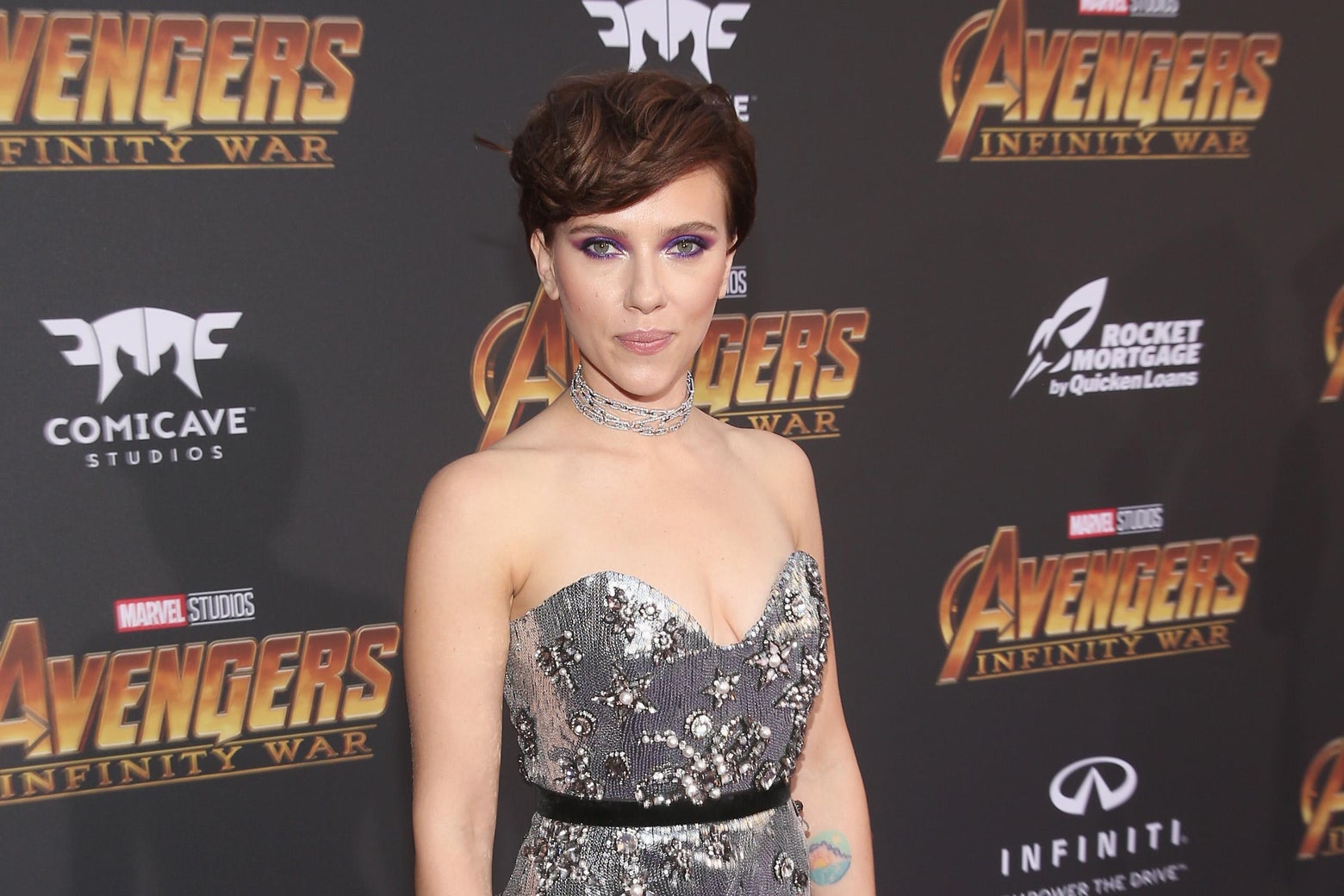 Scarlett Johansson withdraws from role as trans man.