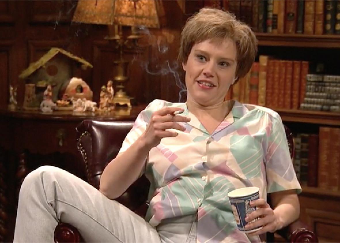 Kate McKinnon meets Krampus on SNL.