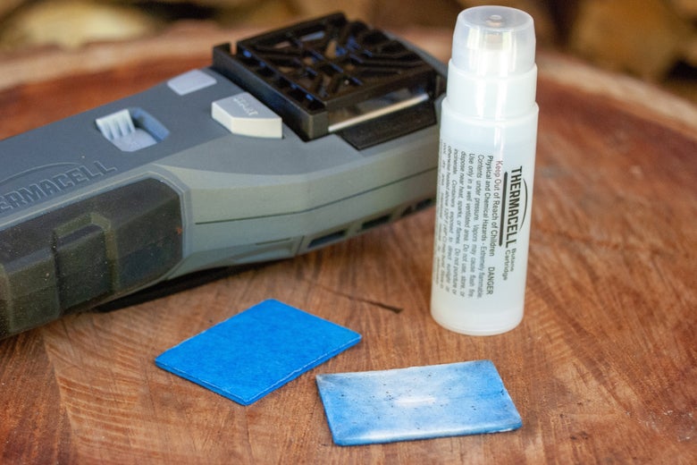 Thermacell MR450 with repellent pads next to it.