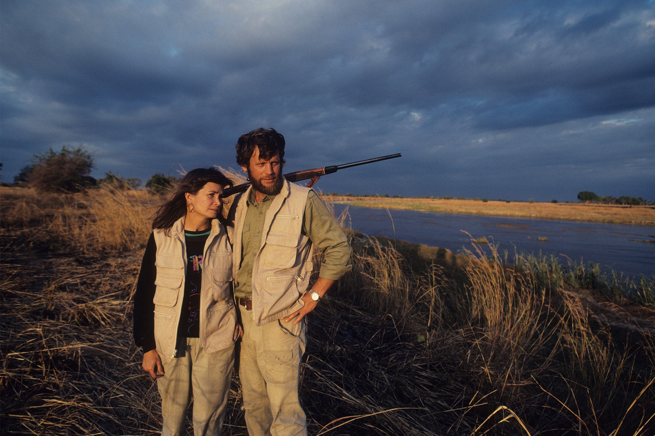 Mark and Delia Owens in North Luangwa National Park in Zambia in 1990. 