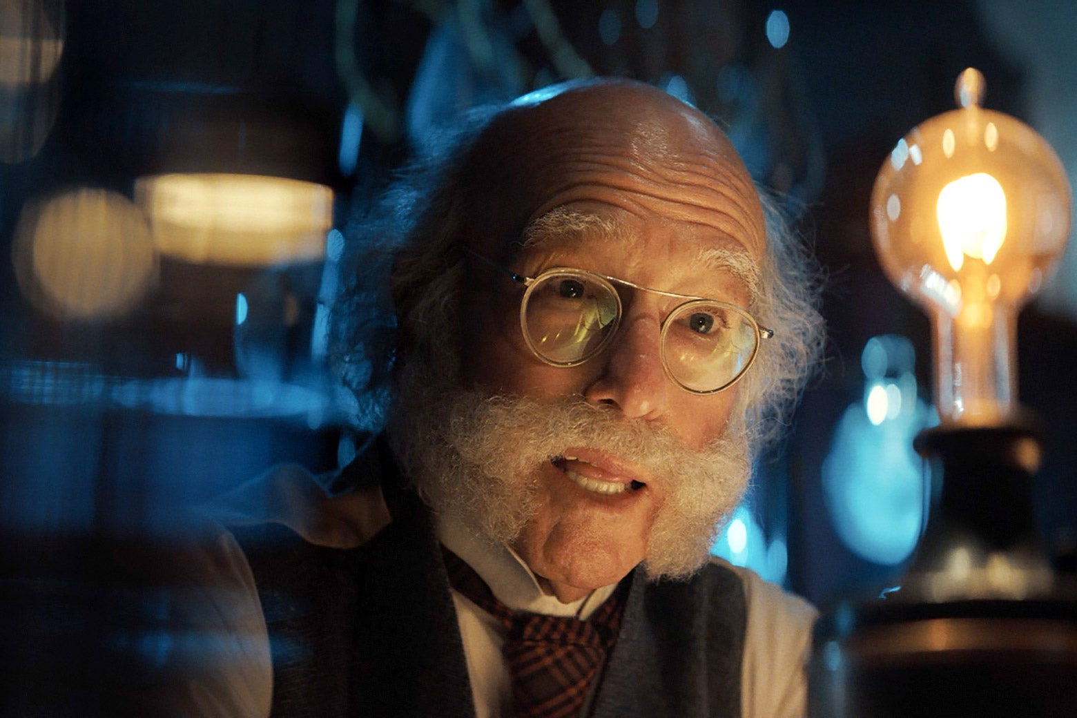 Larry David dressed up as a old century man in a crypto ad.