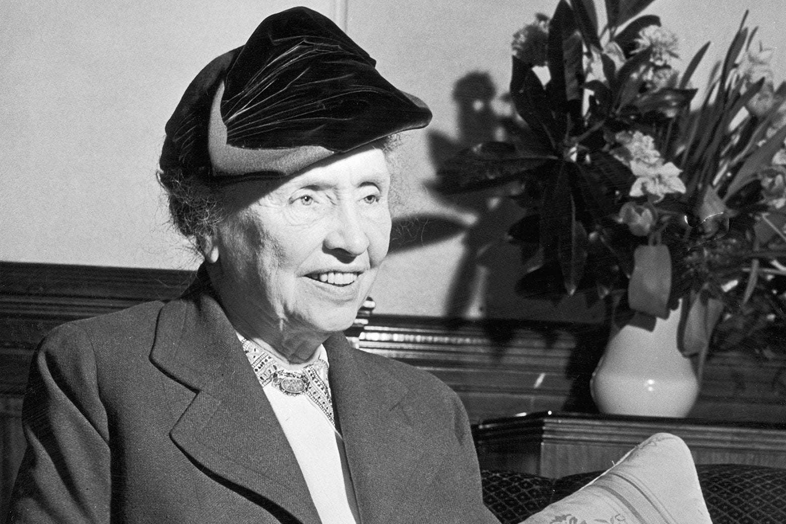 Helen Keller conspiracy: Why TikTok is questioning the famous writer and activist. - Vimarsana News