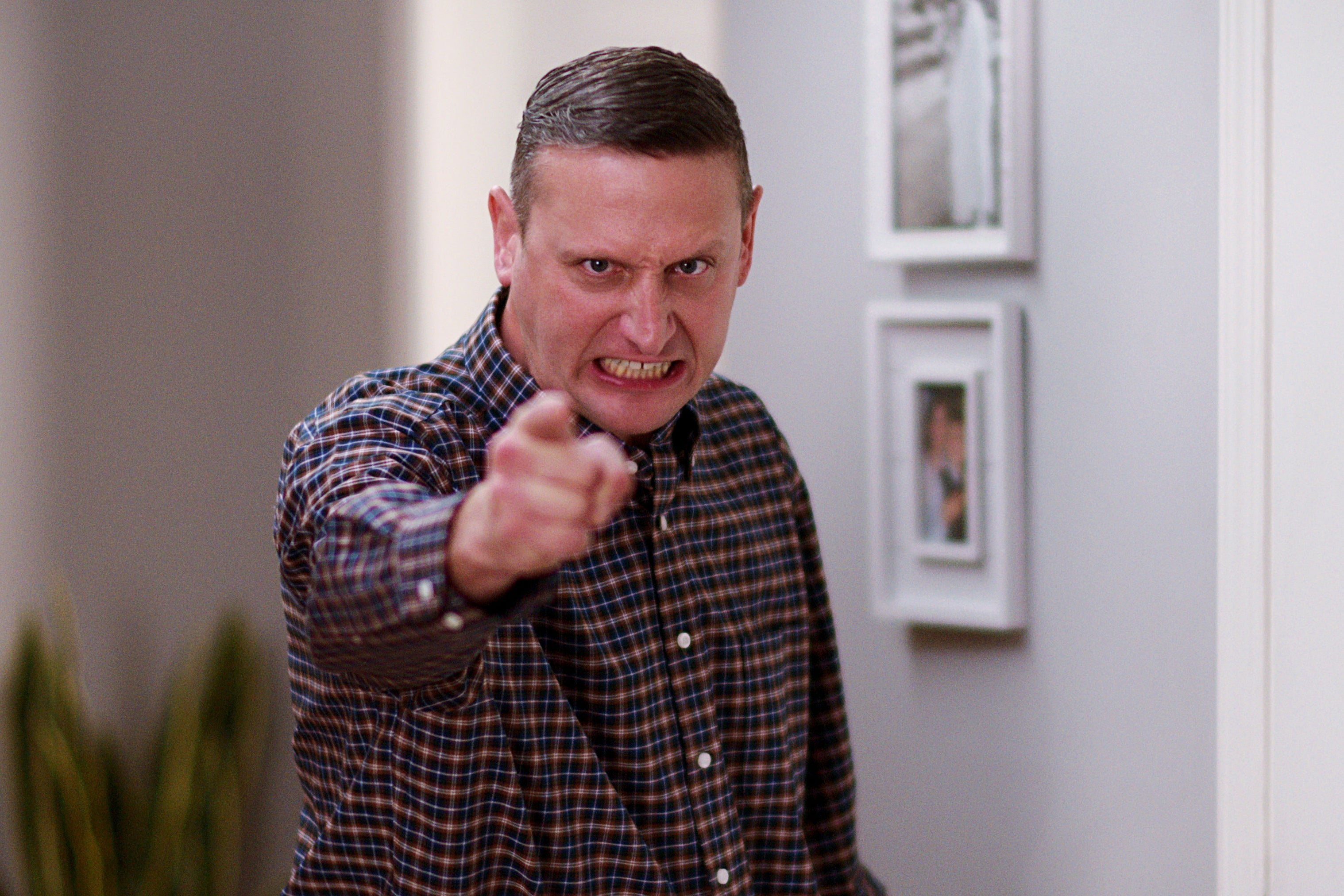 I Think You Should Leave Season 3 Tim Robinson nails the hairtrigger