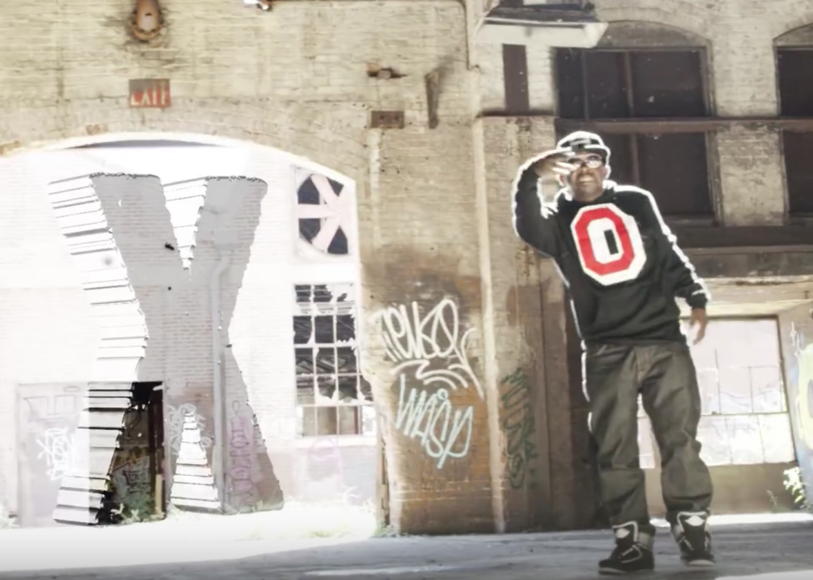 Phife Dawg “Nutshell” video includes tributes from fellow rappers.