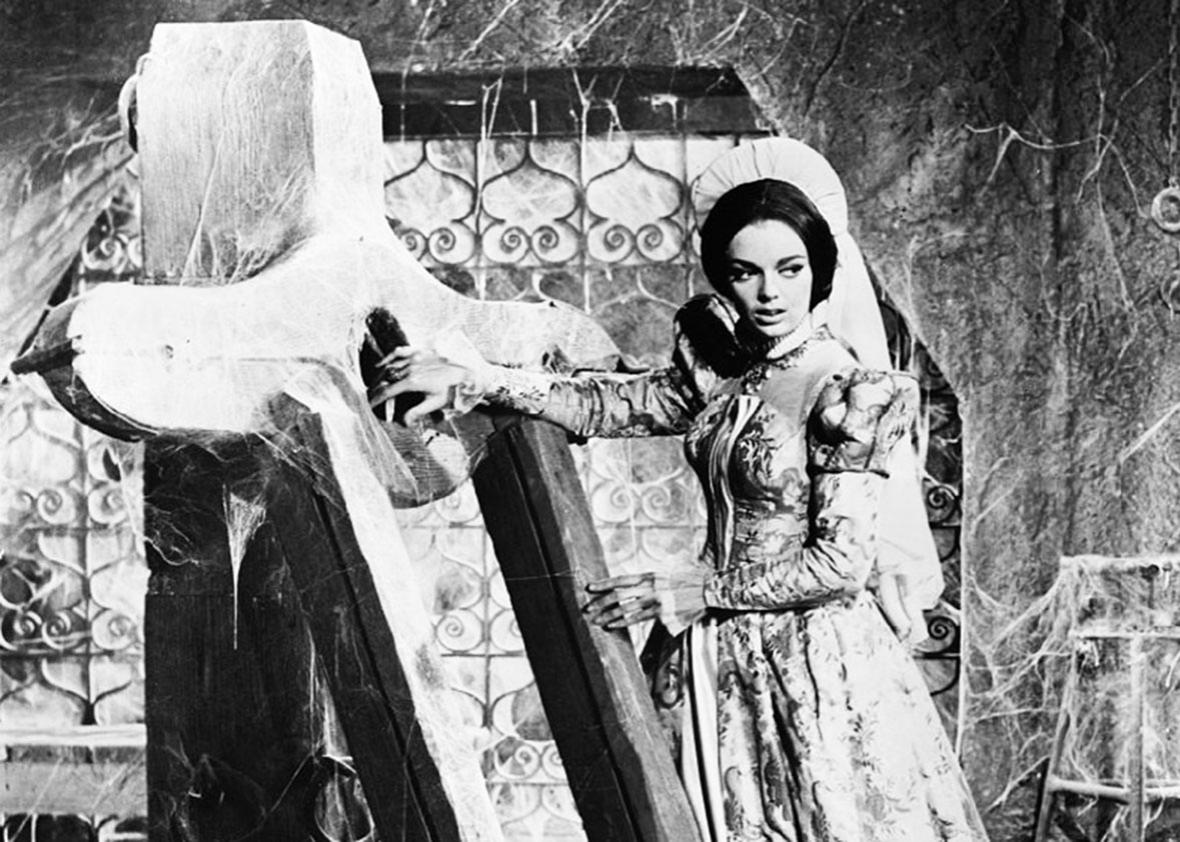 Barbara Steele in Pit and the Pendulum.