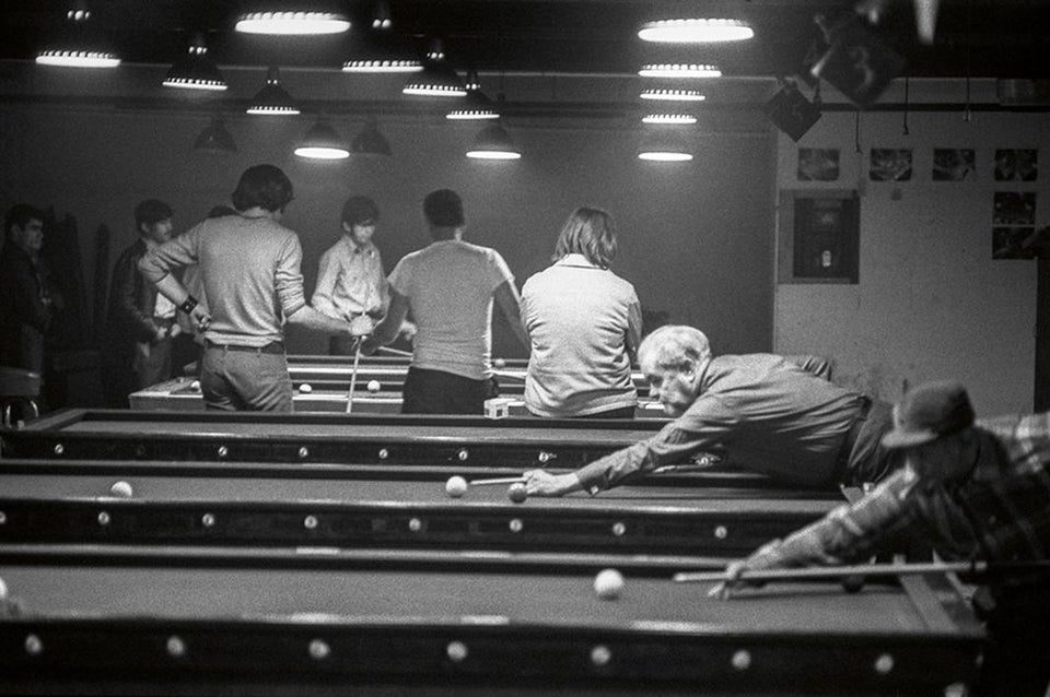 Helaine Garren photographs Bensinger’s Pool Hall in Chicago, Illinois