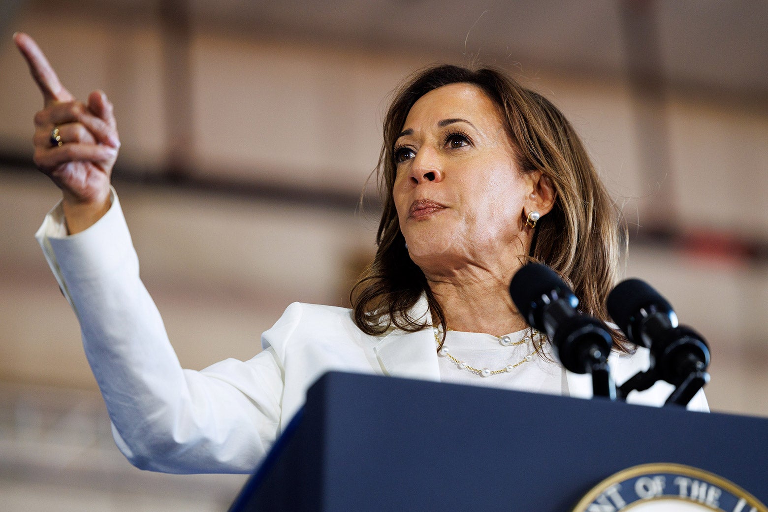 Protesters Over the Gaza War Will Keep Interrupting Kamala Harris. Here’s How She Should Handle It.