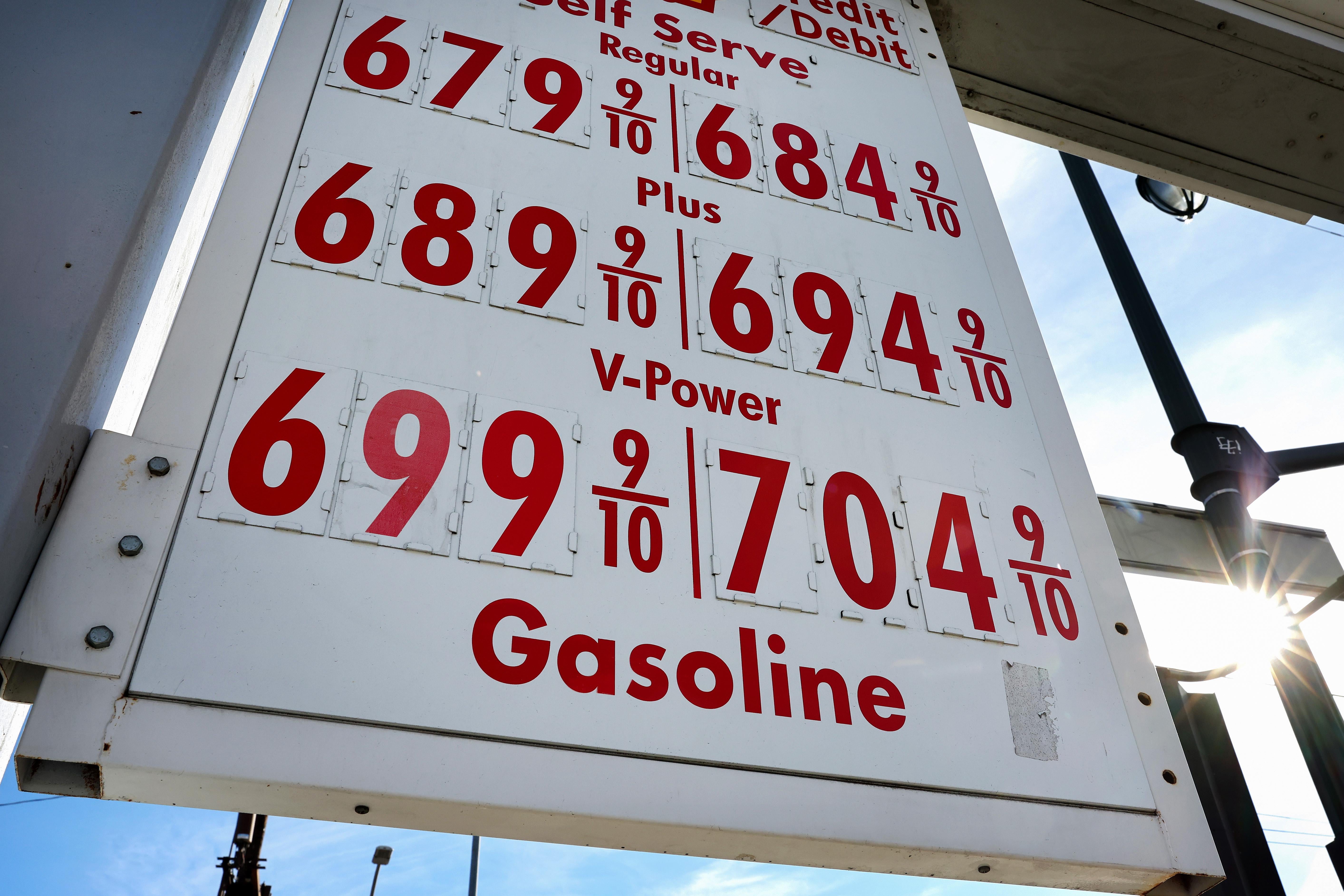 LOS ANGELES, CALIFORNIA - MARCH 25: A gas station advertises high gas prices on March 25, 2022 in Los Angeles, California. According to AAA, the average price for one gallon of regular self-service gas in Los Angeles was $6.05 per gallon today. According to GasBuddy, Los Angeles became the first major U.S. city to hit an average gasoline price of $6.00 or more. (Photo by Mario Tama/Getty Images)