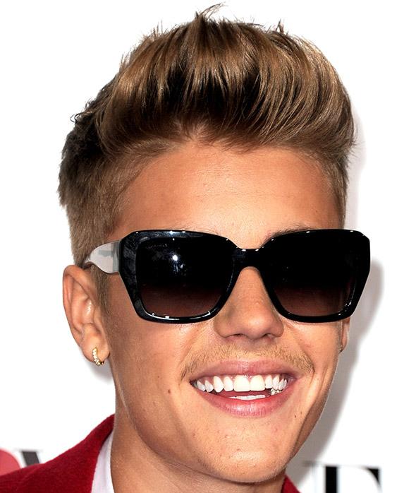 Justin Bieber Hairstyle Short Sides Thick Top The Hazards
