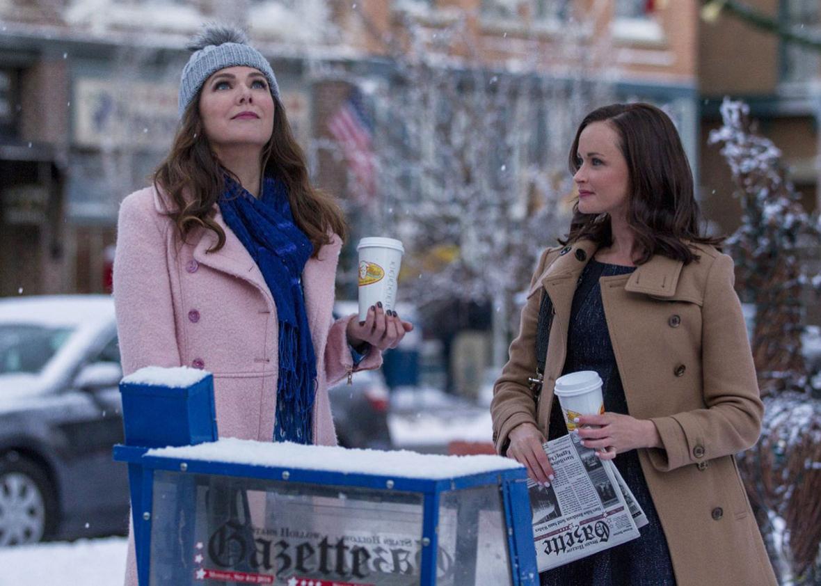 Alexis Bledel and Lauren Graham in Gilmore Girls: A Year in the Life.