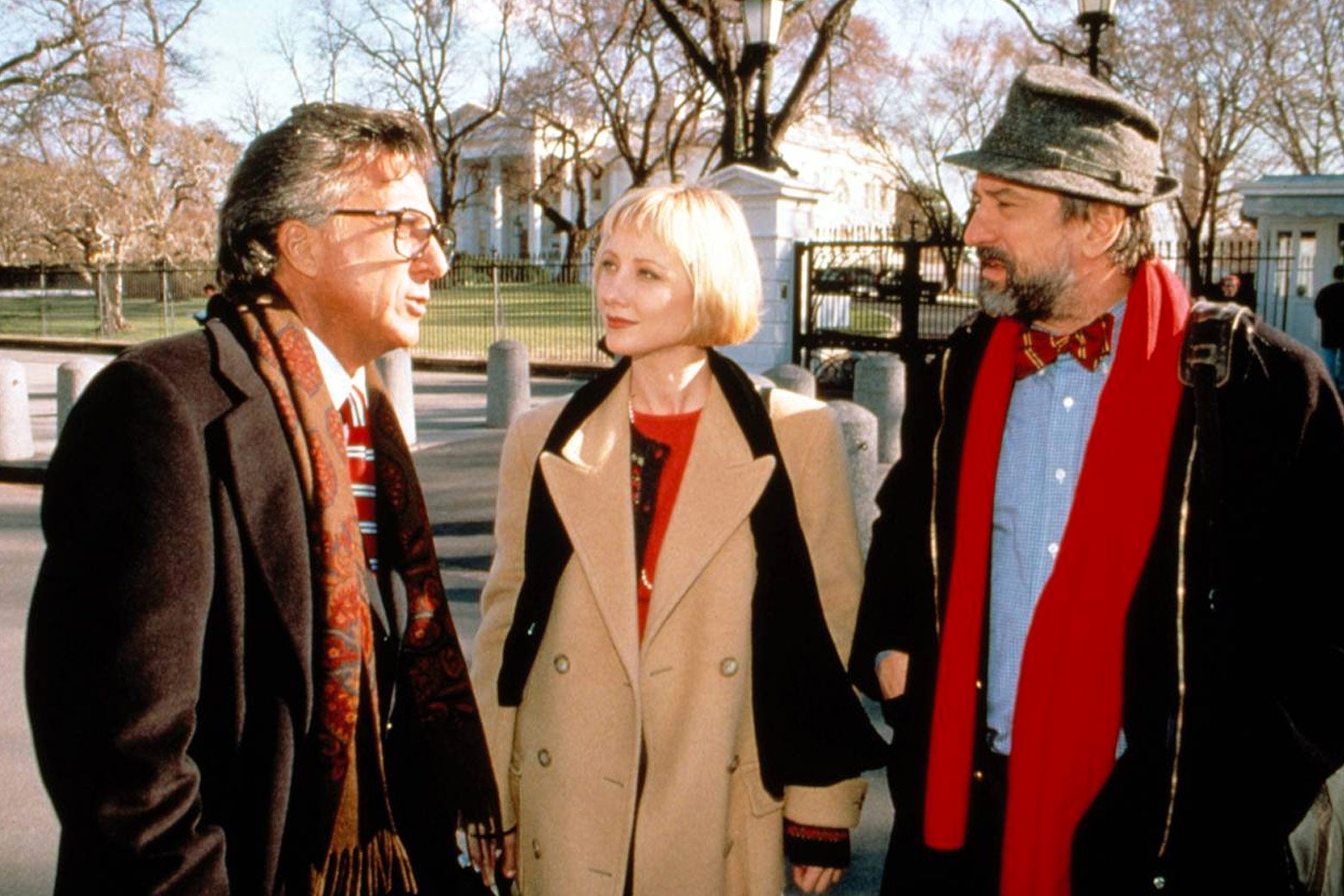 Robert De Niro, Anne Heche, and Dustin Hoffman in Wag the Dog