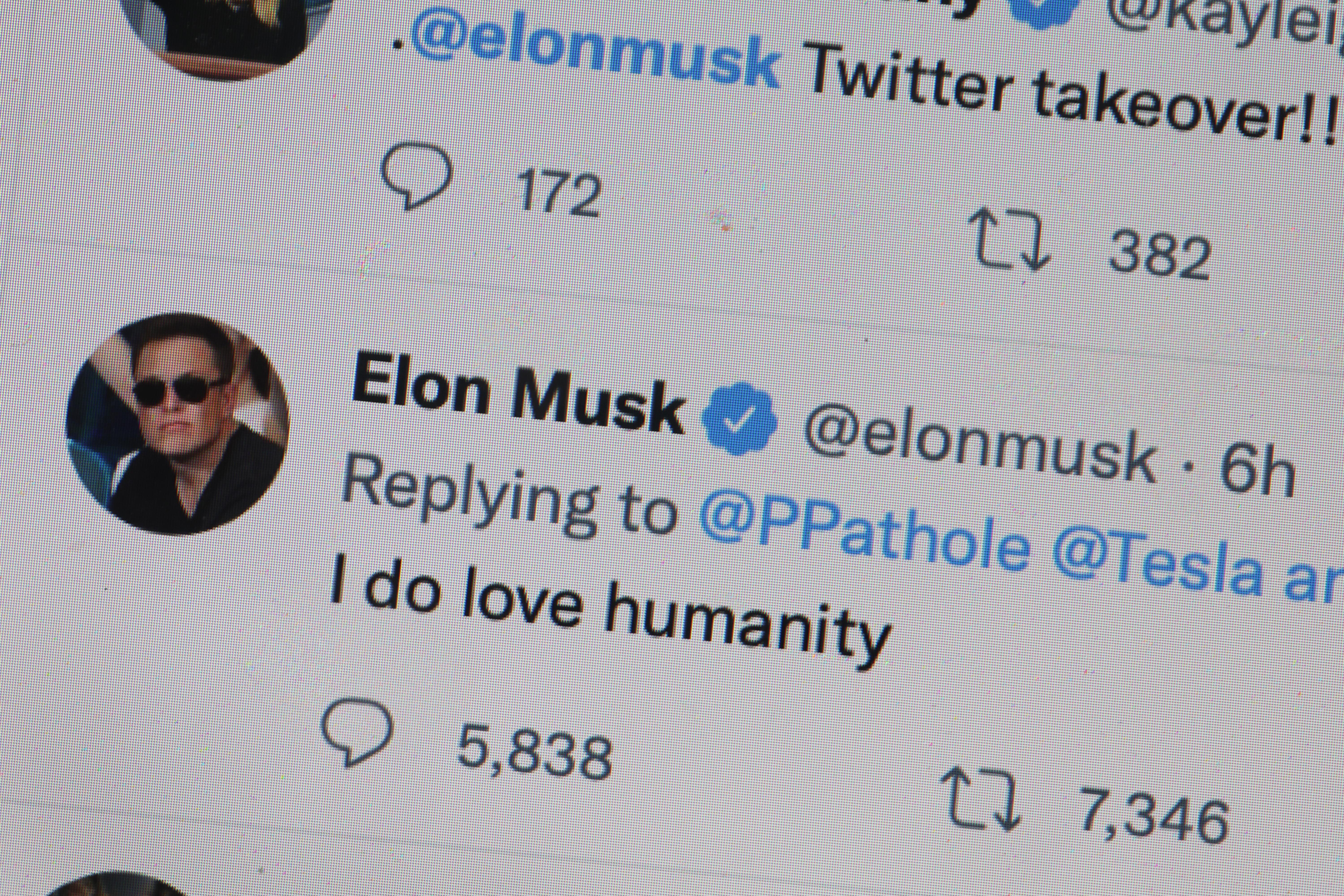 A screenshot of a tweet from Elon Musk that says "I do love humanity."