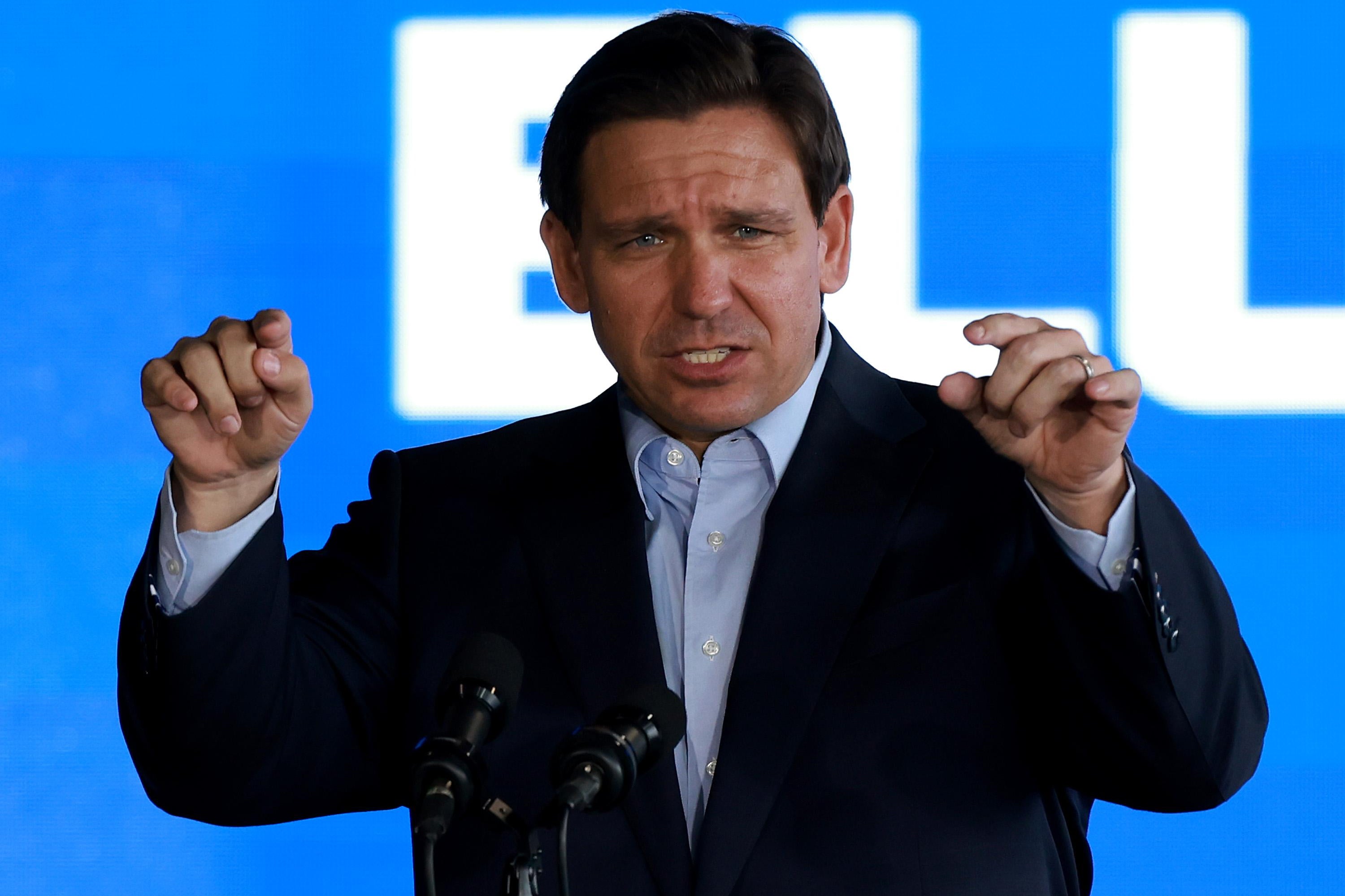 DeSantis Chooses Culture War Over Competence David Plotz, Emily Bazelon, and John Dickerson