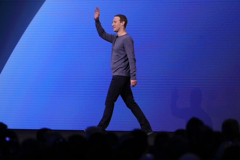 Facebook incurred a record-setting $5 billion fine from the FTC. Image: Mark Zuckerberg waves as he walks onstage.